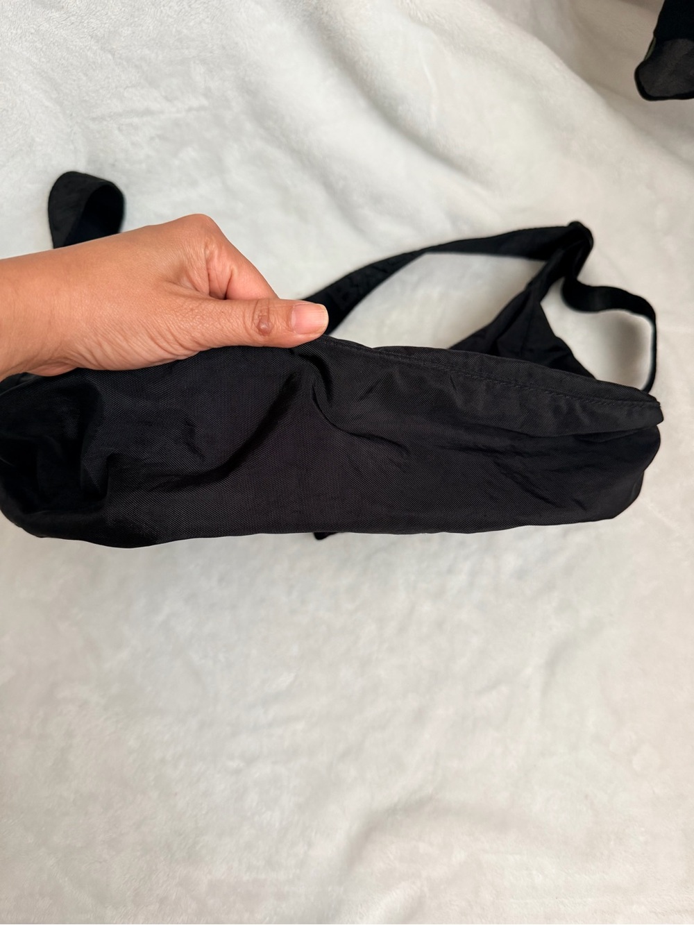 BAGGU Black Nylon Medium Crescent Crossbody Shoulder Bag - Picture 4 of 9